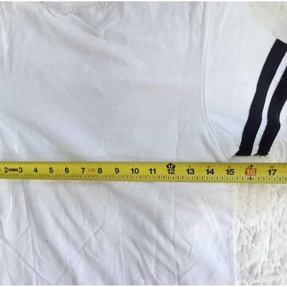 Vintage 2007 Gymboree T-Shirt Boys Size 7 White Touchdown Football Short Sleeve
